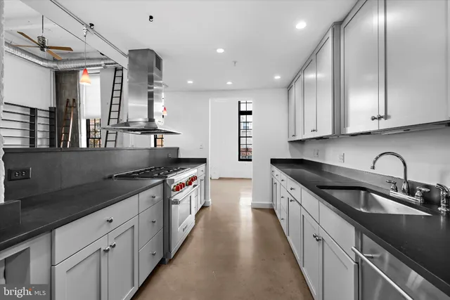 $725,000 | 1220 Bank Street, Unit 303, Baltimore, MD 21202