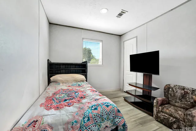 $209,000 | 77 Cielo Way, Lytle, TX 78052