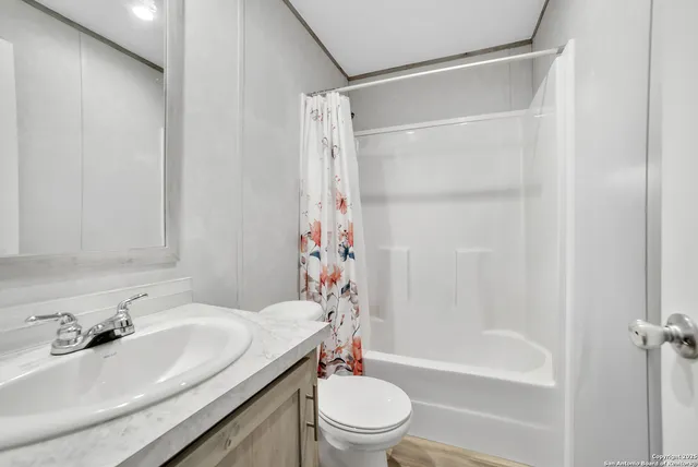 $209,000 | 77 Cielo Way, Lytle, TX 78052