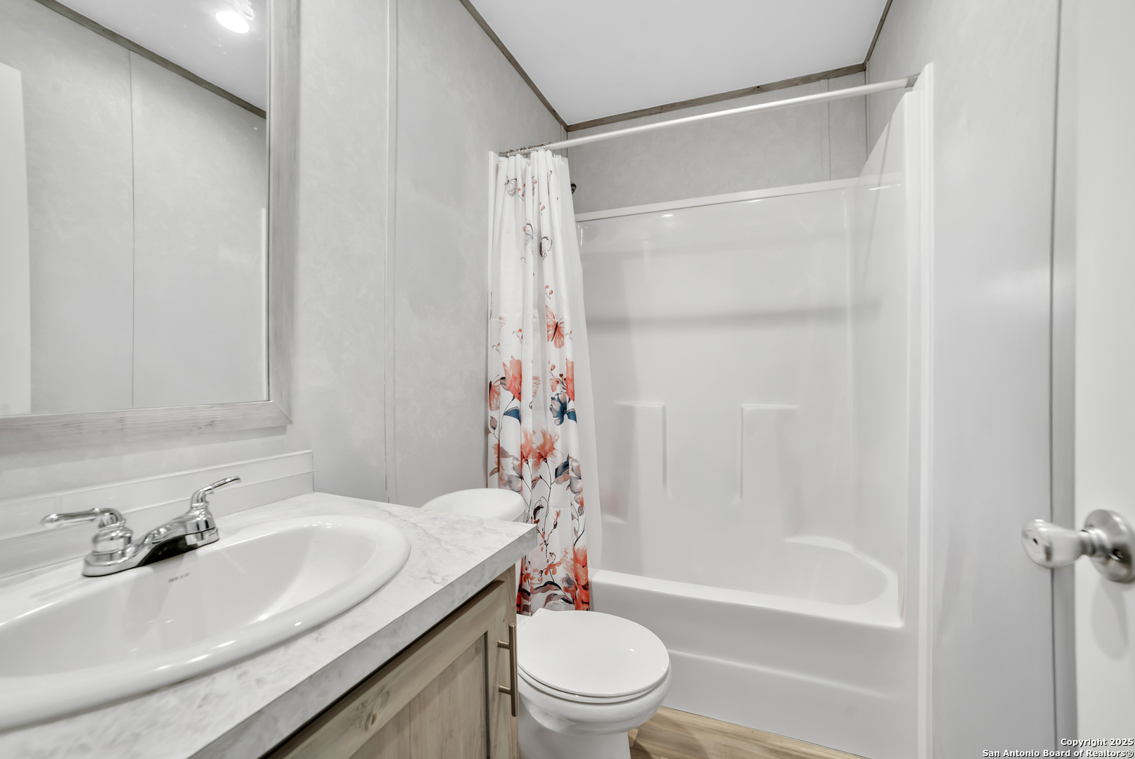 77 Cielo Way Lytle, TX 78052 - Photo 9 of 13