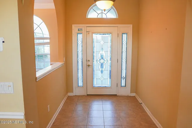 a view of front door with a door