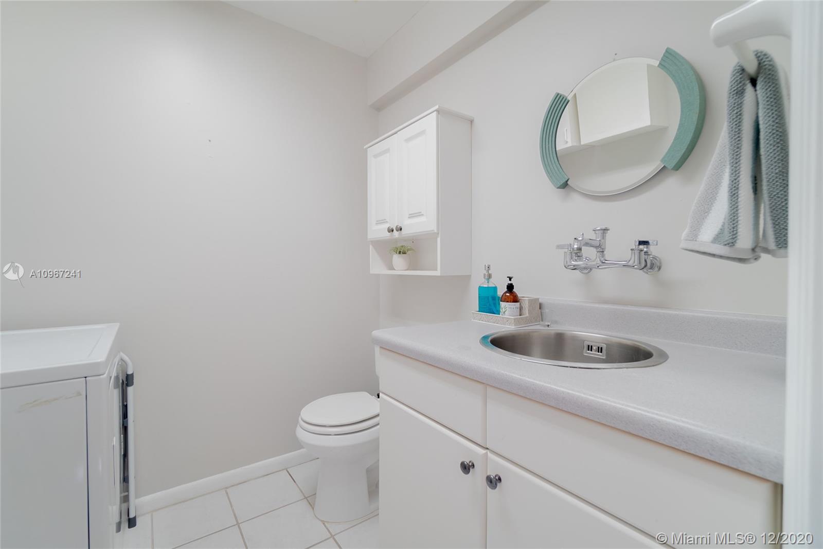 151 Gregory Road West Palm Beach, FL 33405 - Photo 19 of 29