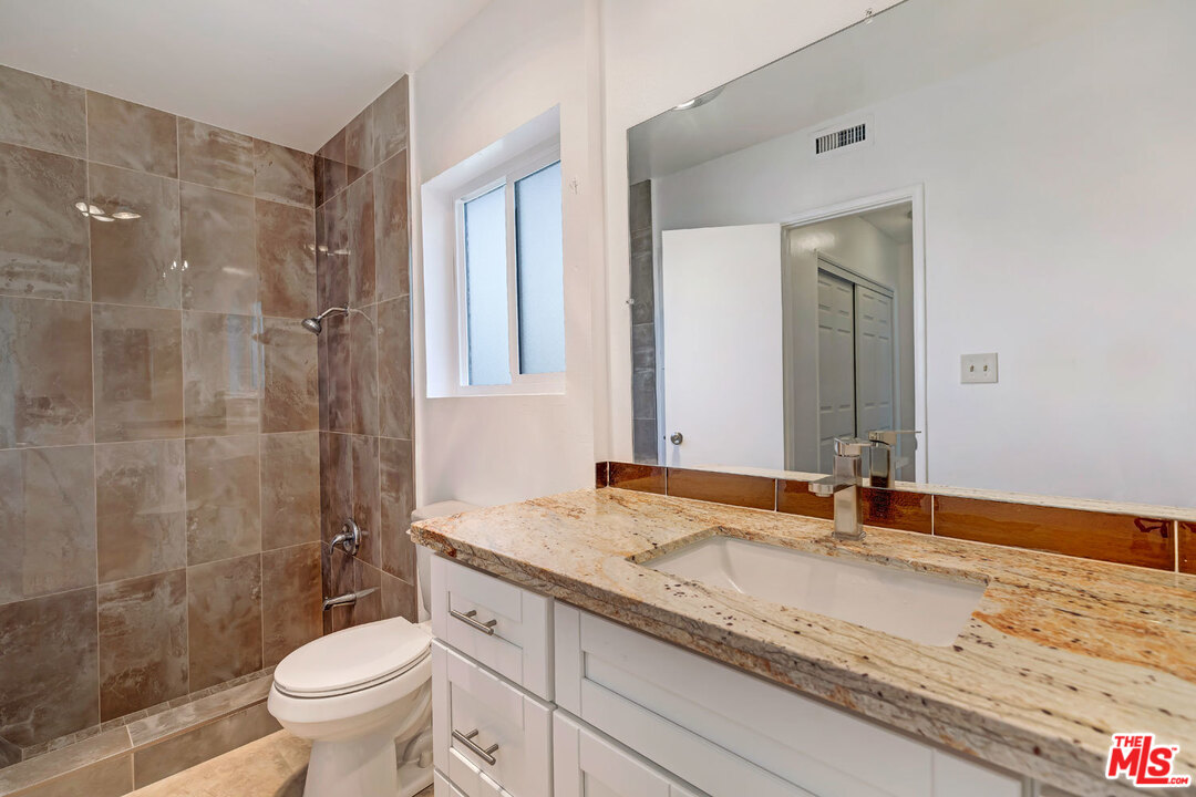 1522 South Point View Street Los Angeles, CA 90035 - Photo 24 of 26