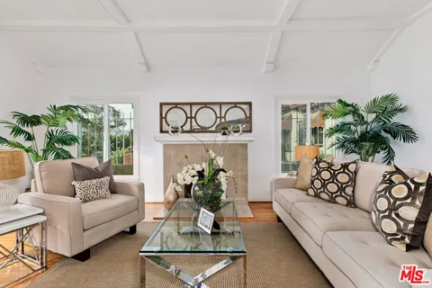$1,995,000 | 1522 South Point View Street, Los Angeles, CA 90035