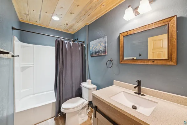 $339,000 | 67863 Topside Road, Iron River, WI 54847