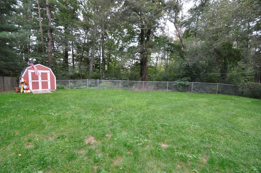 16 Beech Street Hamilton, MA 01982 - Photo 11 of 24 Gallery Image 11