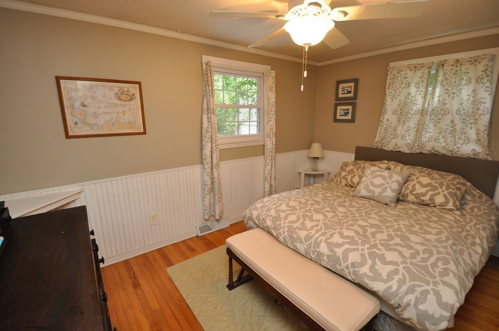16 Beech Street Hamilton, MA 01982 - Photo 8 of 24 Gallery Image 8