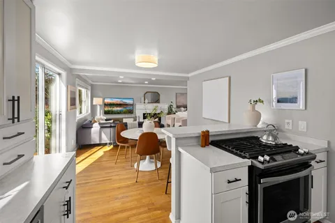 $1,198,000 | 119 164th Avenue Northeast, Bellevue, WA 98008