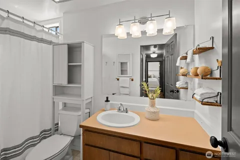 $1,198,000 | 119 164th Avenue Northeast, Bellevue, WA 98008