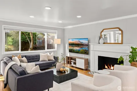 $1,198,000 | 119 164th Avenue Northeast, Bellevue, WA 98008