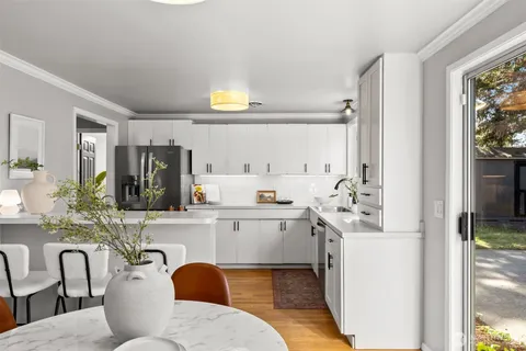 $1,198,000 | 119 164th Avenue Northeast, Bellevue, WA 98008