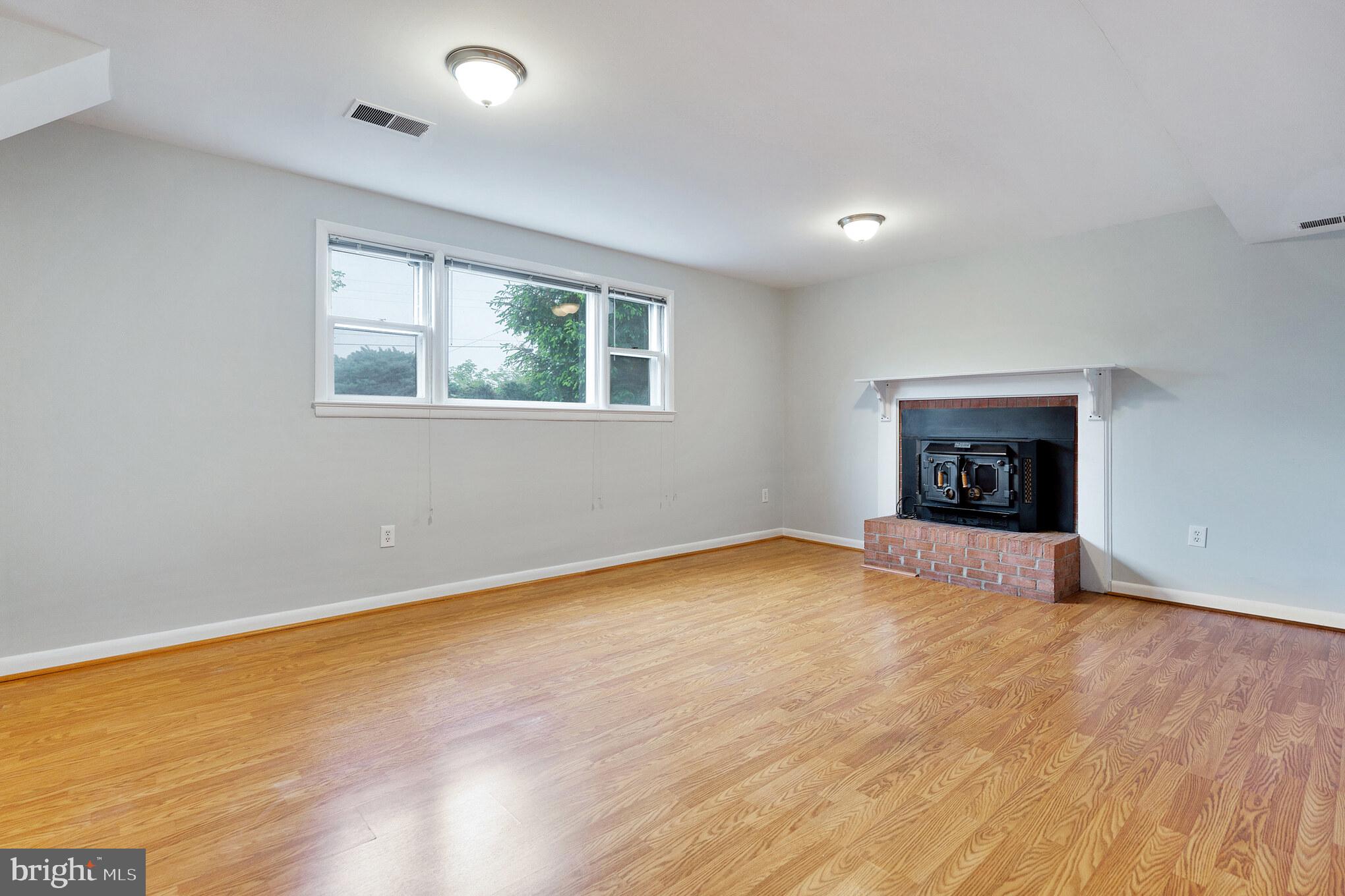 7810 Ontario Road Gainesville, VA 20155 - Photo 22 of 30 Rec Room