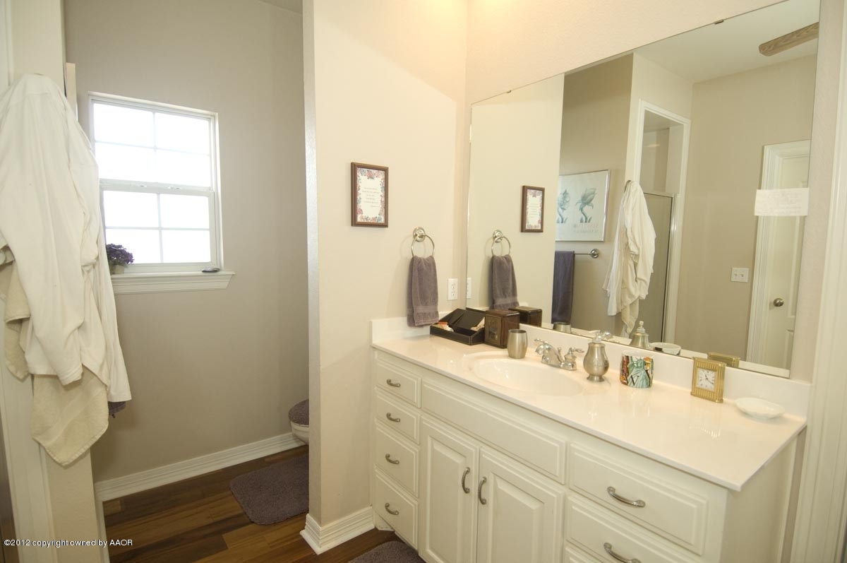 15400 Winn Road Canyon, TX 79015 - Photo 11 of 33 master bath view 3