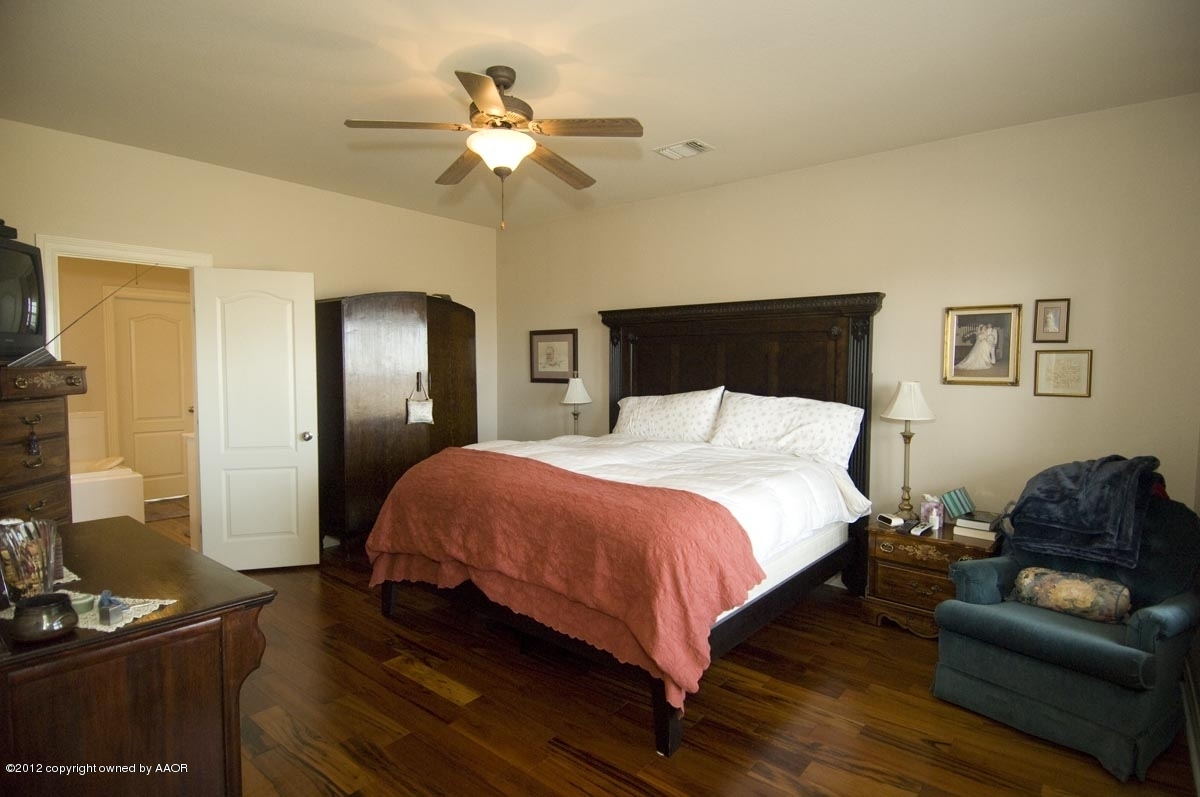 15400 Winn Road Canyon, TX 79015 - Photo 8 of 33 master bedroom