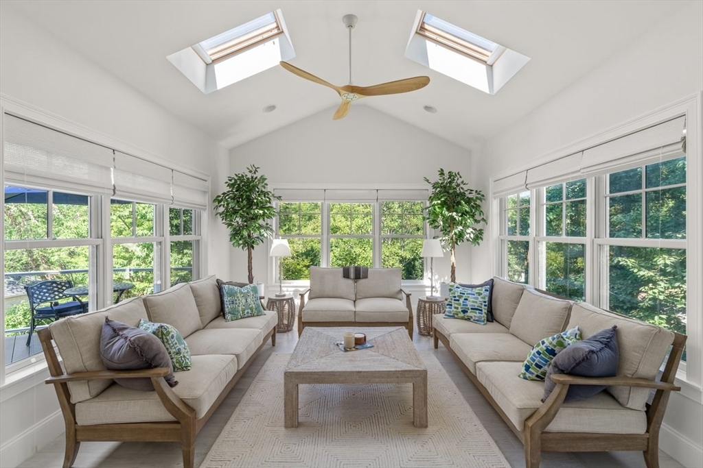 128 Gilson Road Scituate, MA 02066 - Photo 12 of 42