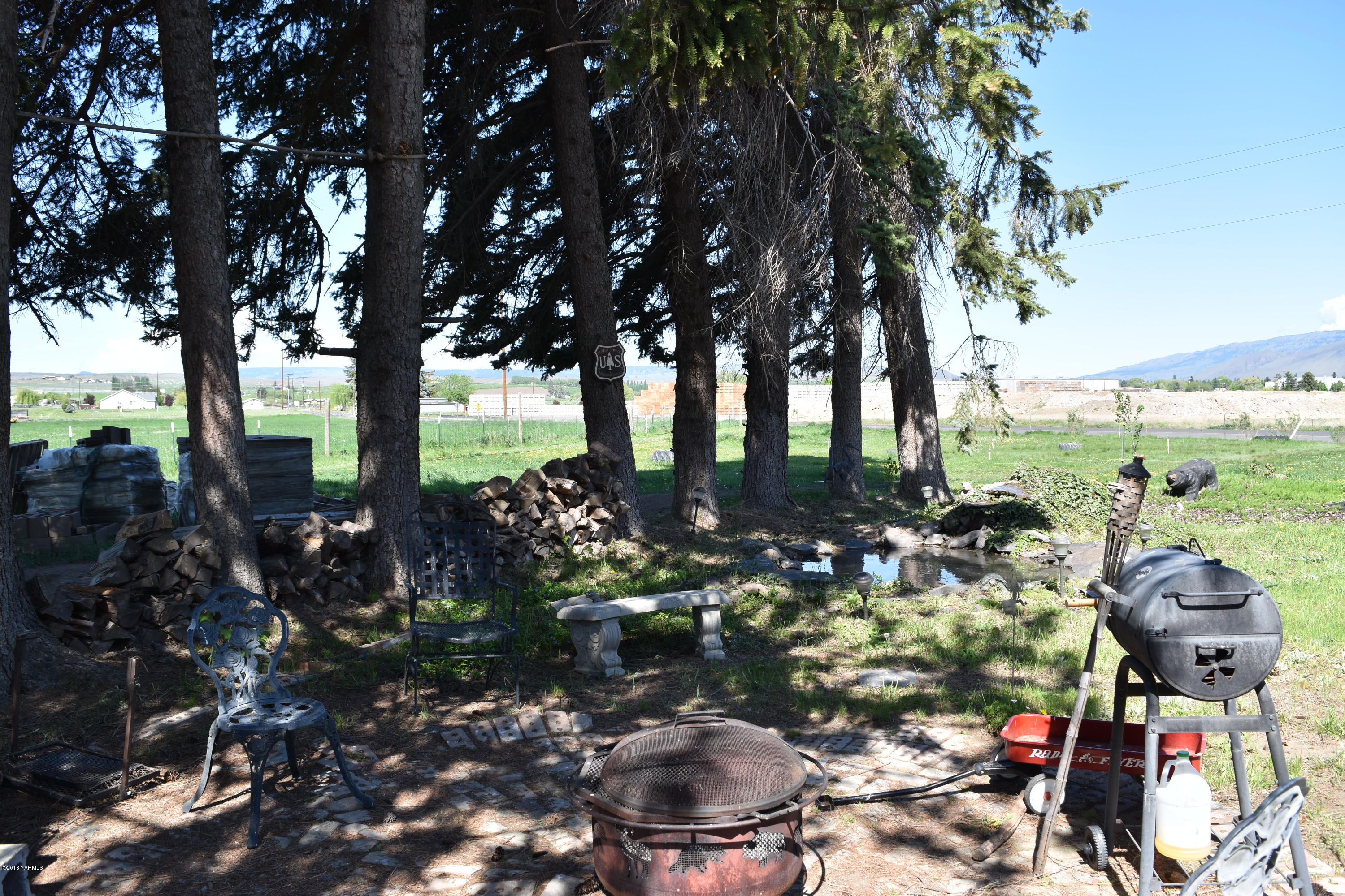 2000 Hiland Road Tieton, WA 98947 - Photo 16 of 16 a view of a street