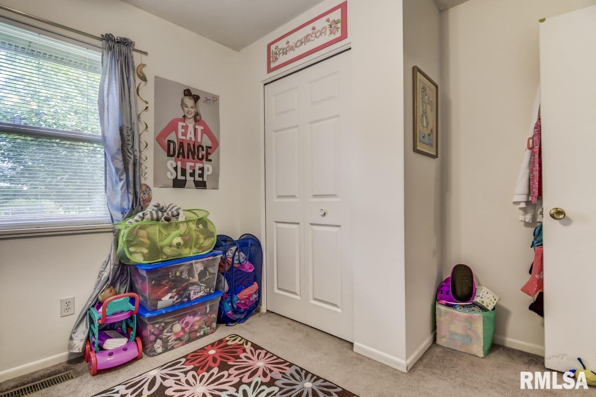 305 Sangamon Avenue Springfield, IL 62702 - Photo 15 of 28