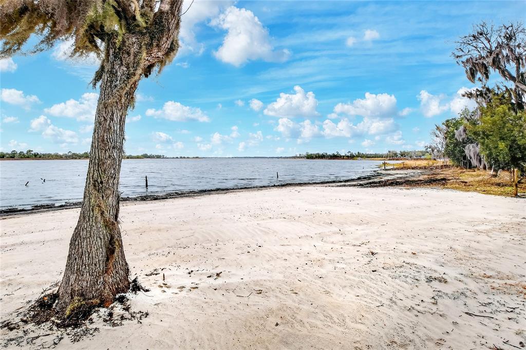 Lake Buffum Road East Fort Meade, FL 33841 - Photo 7 of 22