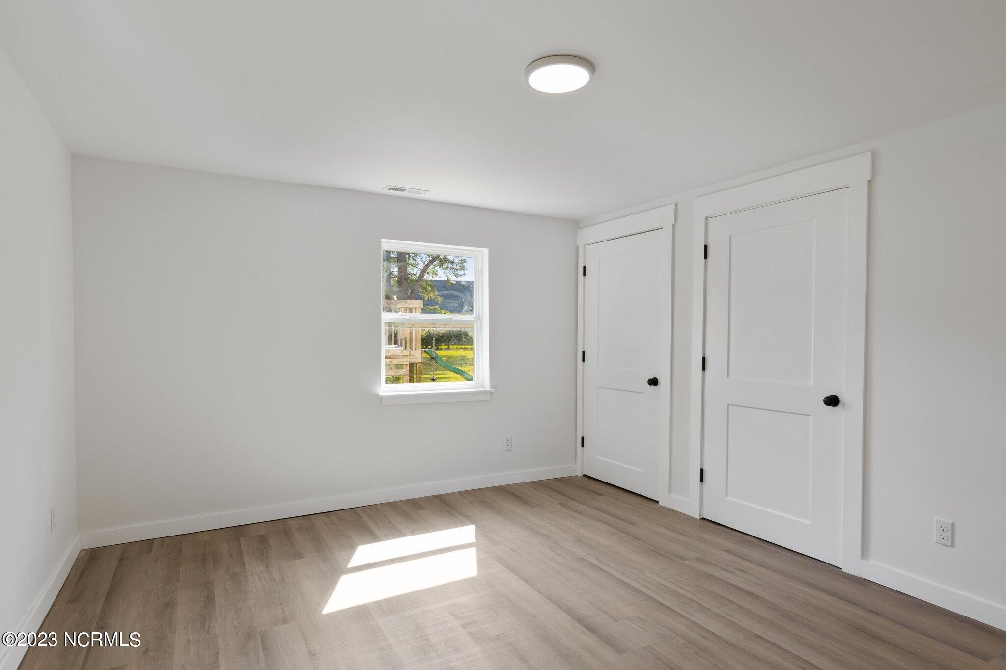 144 Shore Road Newport, NC 28570 - Photo 22 of 26 Downstairs Master Bedroom