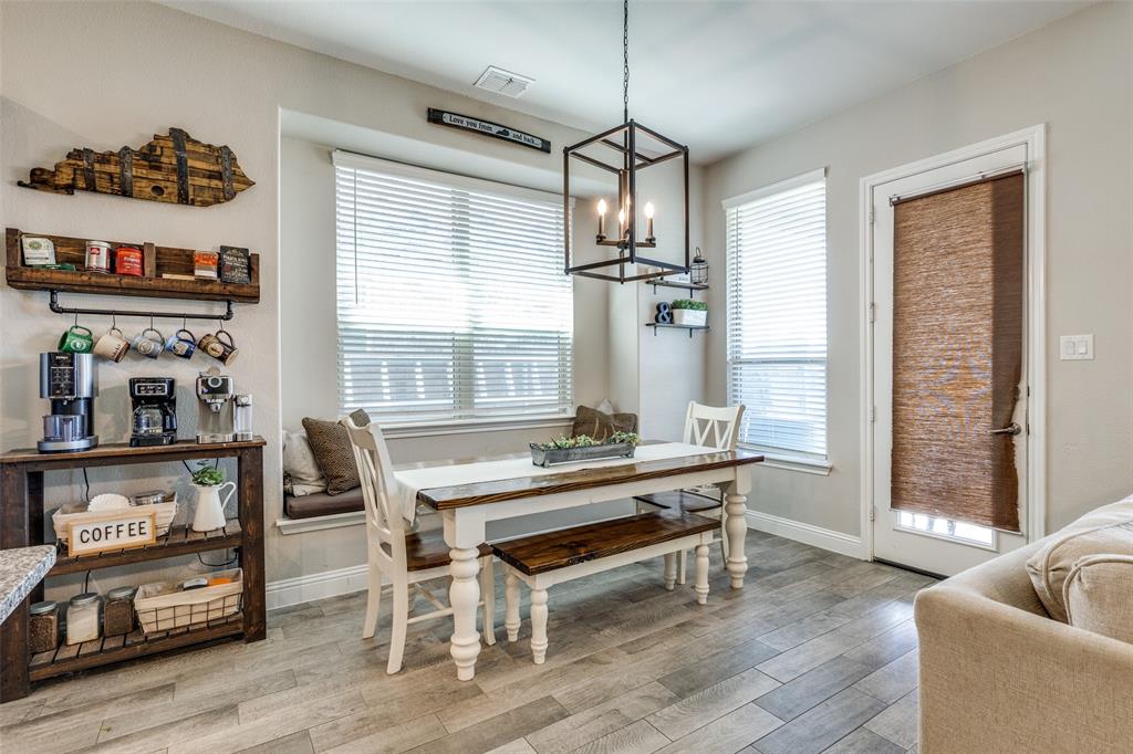 672 Harris Ridge Drive Arlington, TX 76002 - Photo 8 of 25