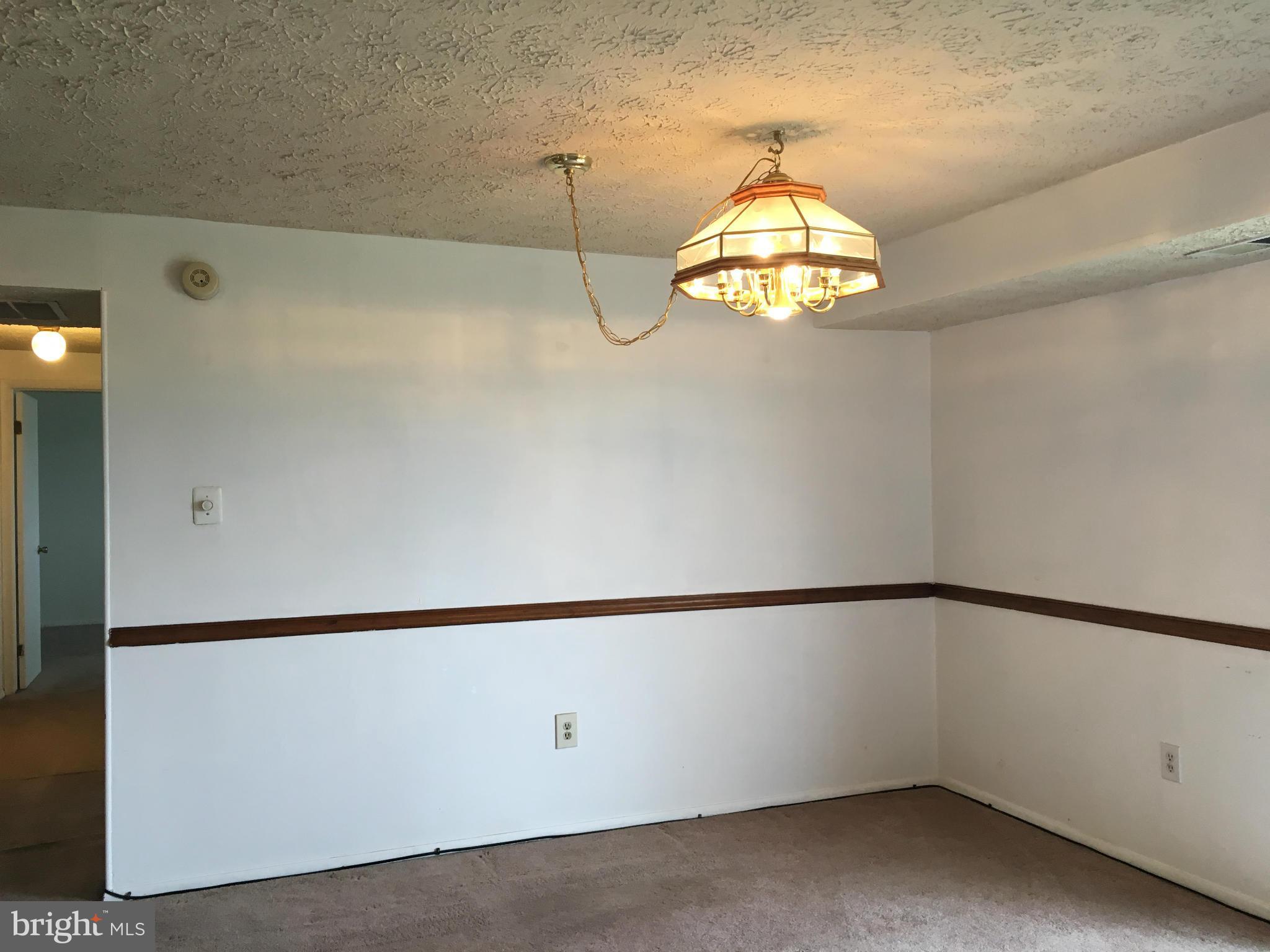 997 Heather Ridge Drive, Unit K Frederick, MD 21702 - Photo 3 of 12 Dining Room