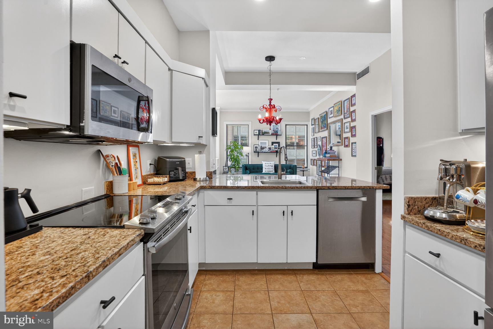 631 D Street Northwest, Unit 231 Washington, DC 20004 - Photo 5 of 43