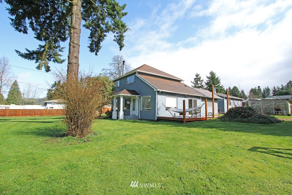 11324 148th Avenue Southeast Renton, WA 98059 - Photo 11 of 15 Gallery Image 11
