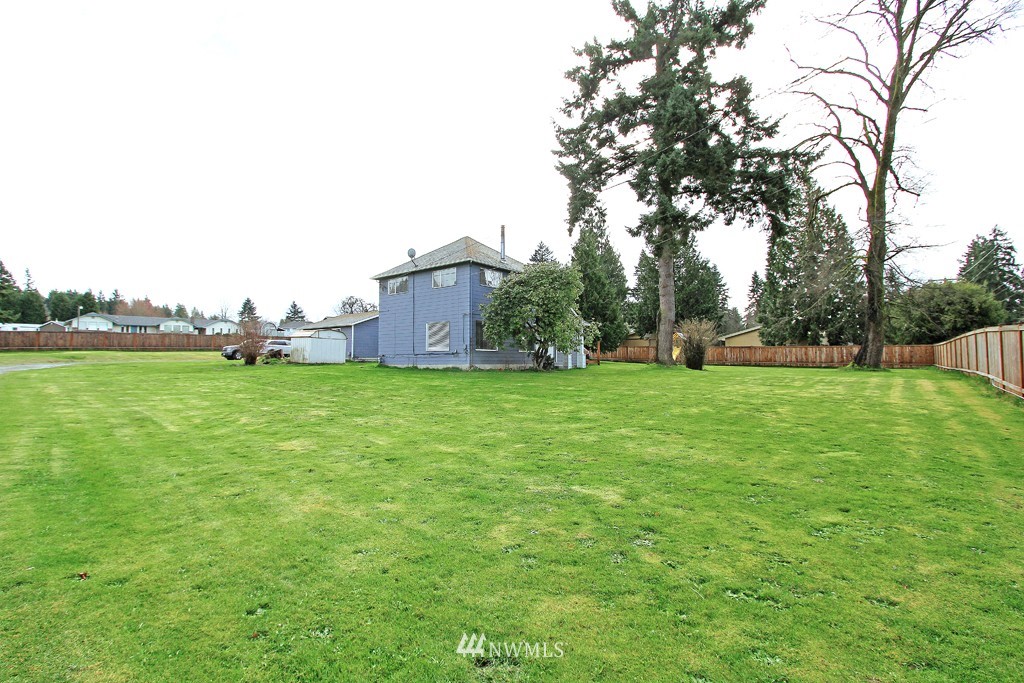 11324 148th Avenue Southeast Renton, WA 98059 - Photo 13 of 15 Gallery Image 13