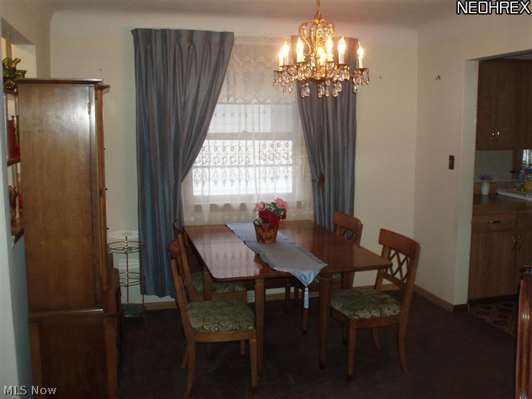 4360 Adrian Road Cleveland, OH 44121 - Photo 7 of 14