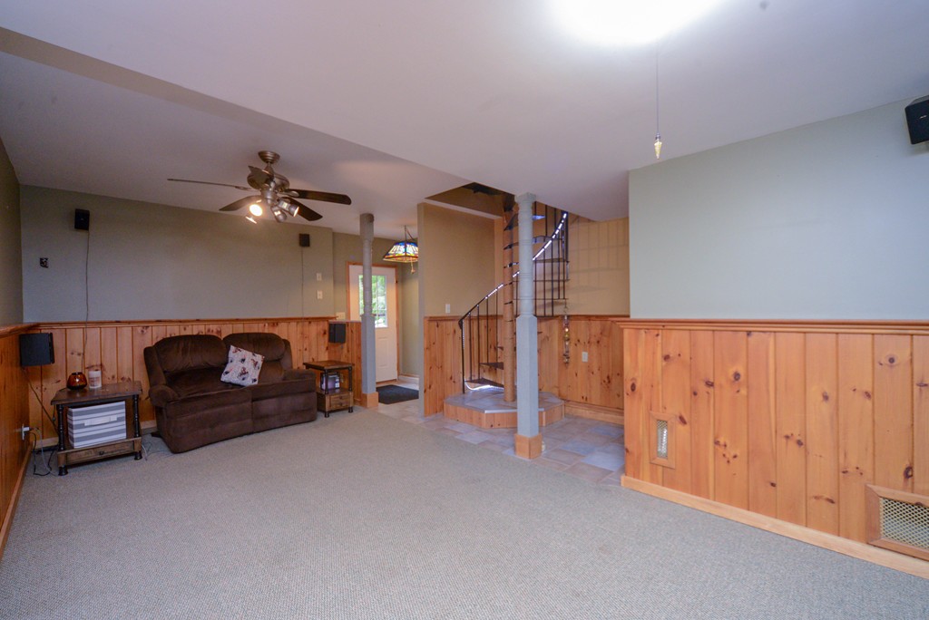 30 Burnshirt Road Phillipston, MA 01331 - Photo 9 of 30