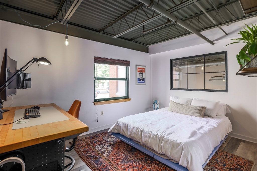 1 Envelope Terrace, Unit TH1 Worcester, MA 01604 - Photo 14 of 27