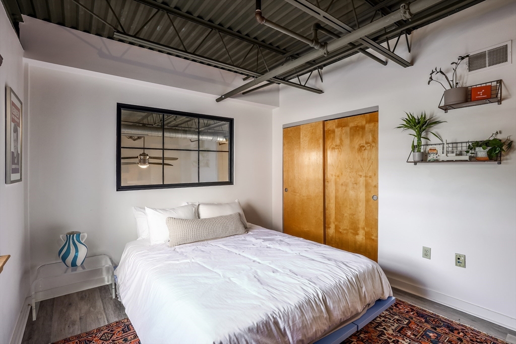 1 Envelope Terrace, Unit TH1 Worcester, MA 01604 - Photo 17 of 27