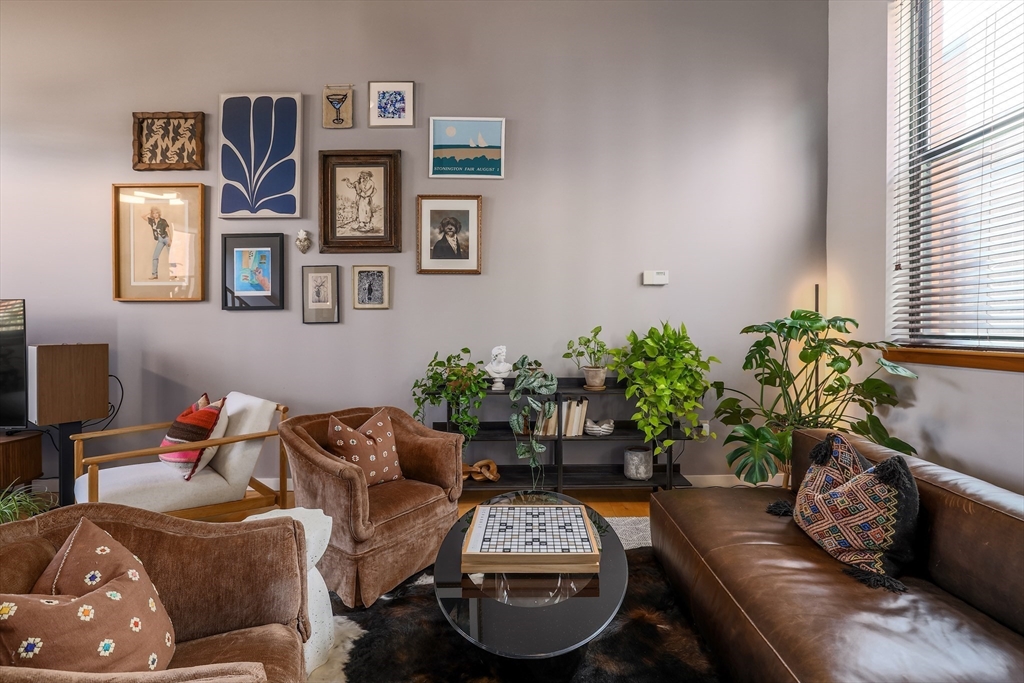 1 Envelope Terrace, Unit TH1 Worcester, MA 01604 - Photo 5 of 27