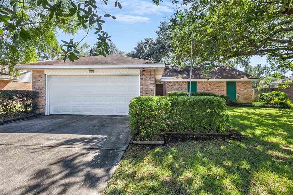 129 Lake D Este Slidell, LA 70461 - Photo 1 of 15
