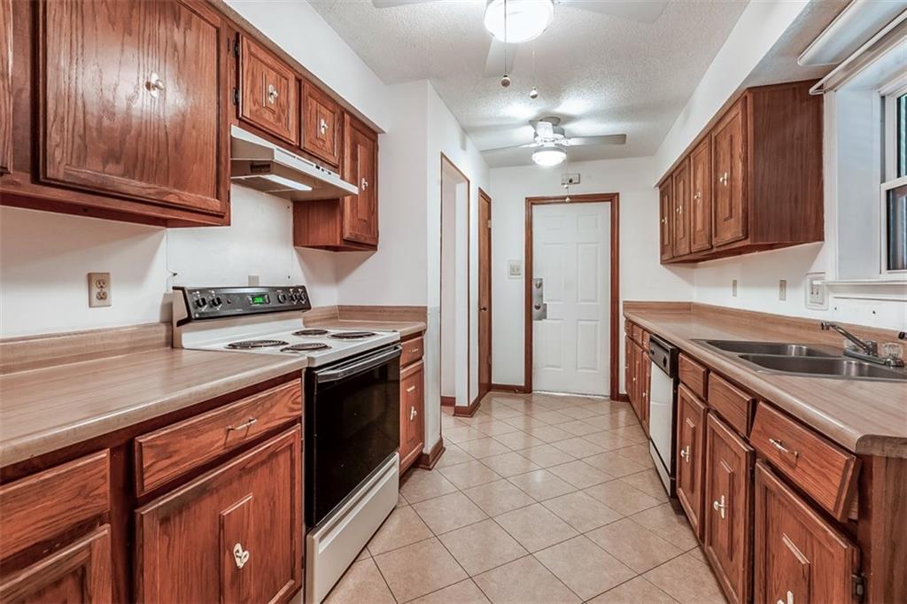 129 Lake D Este Slidell, LA 70461 - Photo 3 of 15
