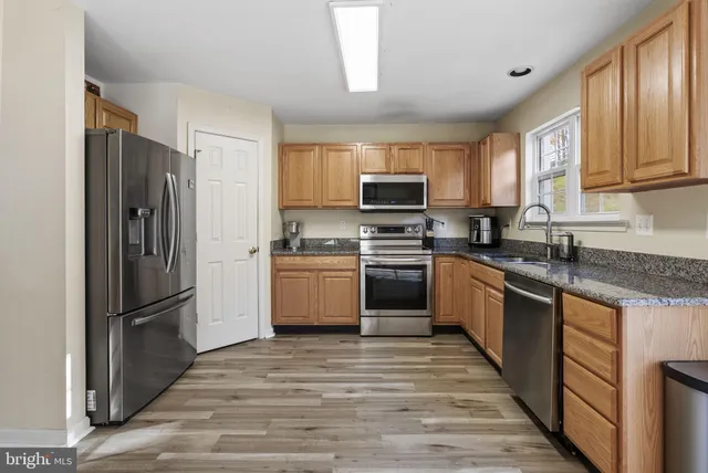 $295,000 | 27 Branford Way, Coatesville, PA 19320