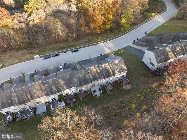 $295,000 | 27 Branford Way, Coatesville, PA 19320