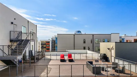 $525,000 | 1615 East 7th Street, Unit 208, Austin, TX 78702