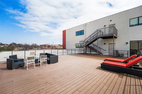 $525,000 | 1615 East 7th Street, Unit 208, Austin, TX 78702