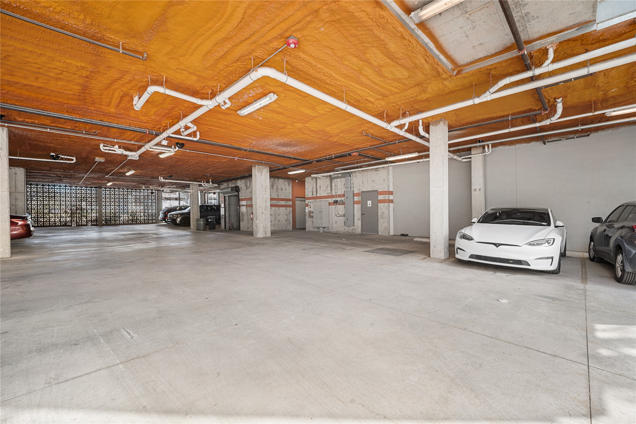 1615 East 7th Street, Unit 208 Austin, TX 78702 - Photo 26 of 30 View of parking garage
