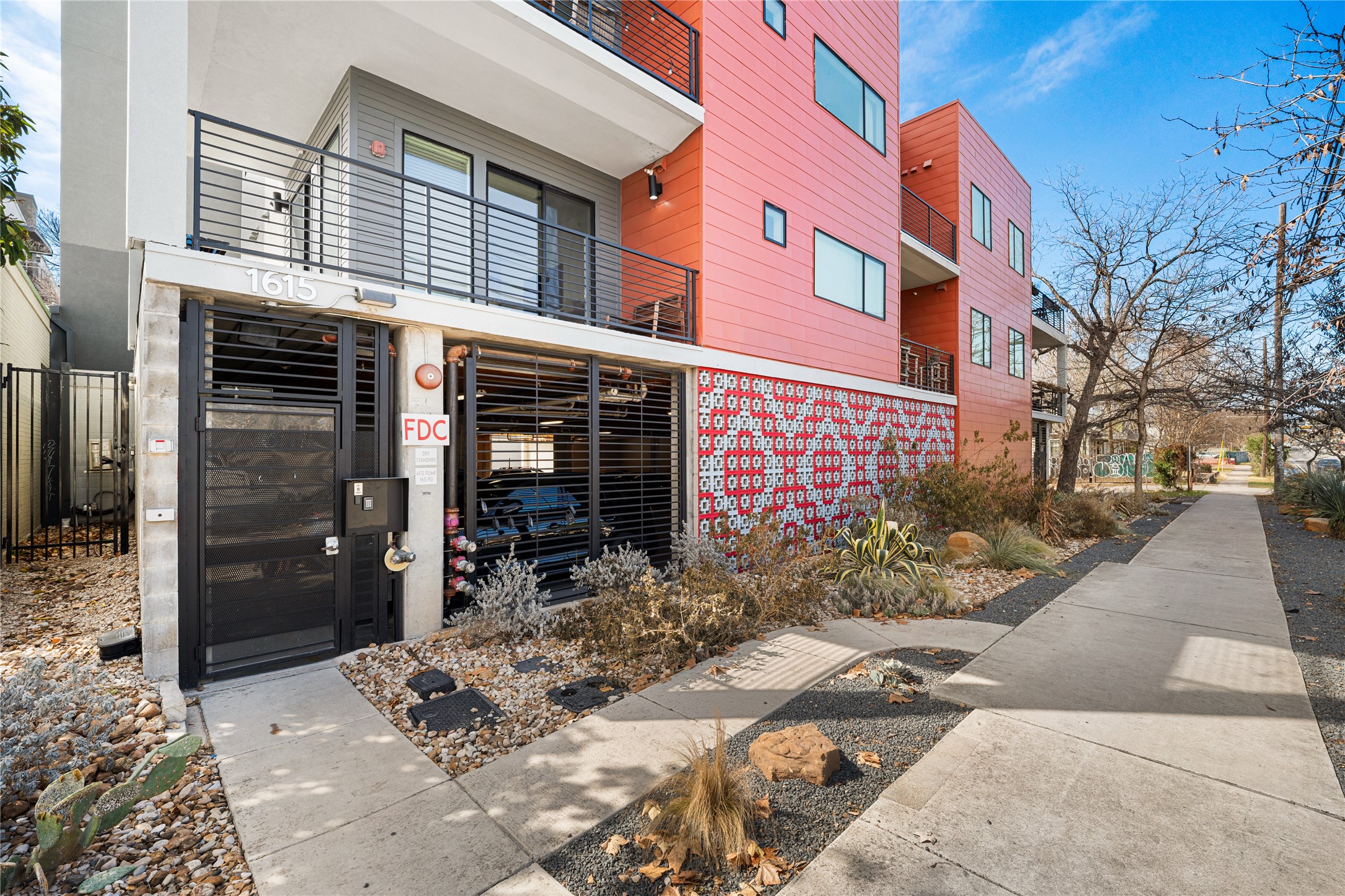 1615 East 7th Street, Unit 208 Austin, TX 78702 - Photo 28 of 30 View of property