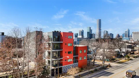 $525,000 | 1615 East 7th Street, Unit 208, Austin, TX 78702