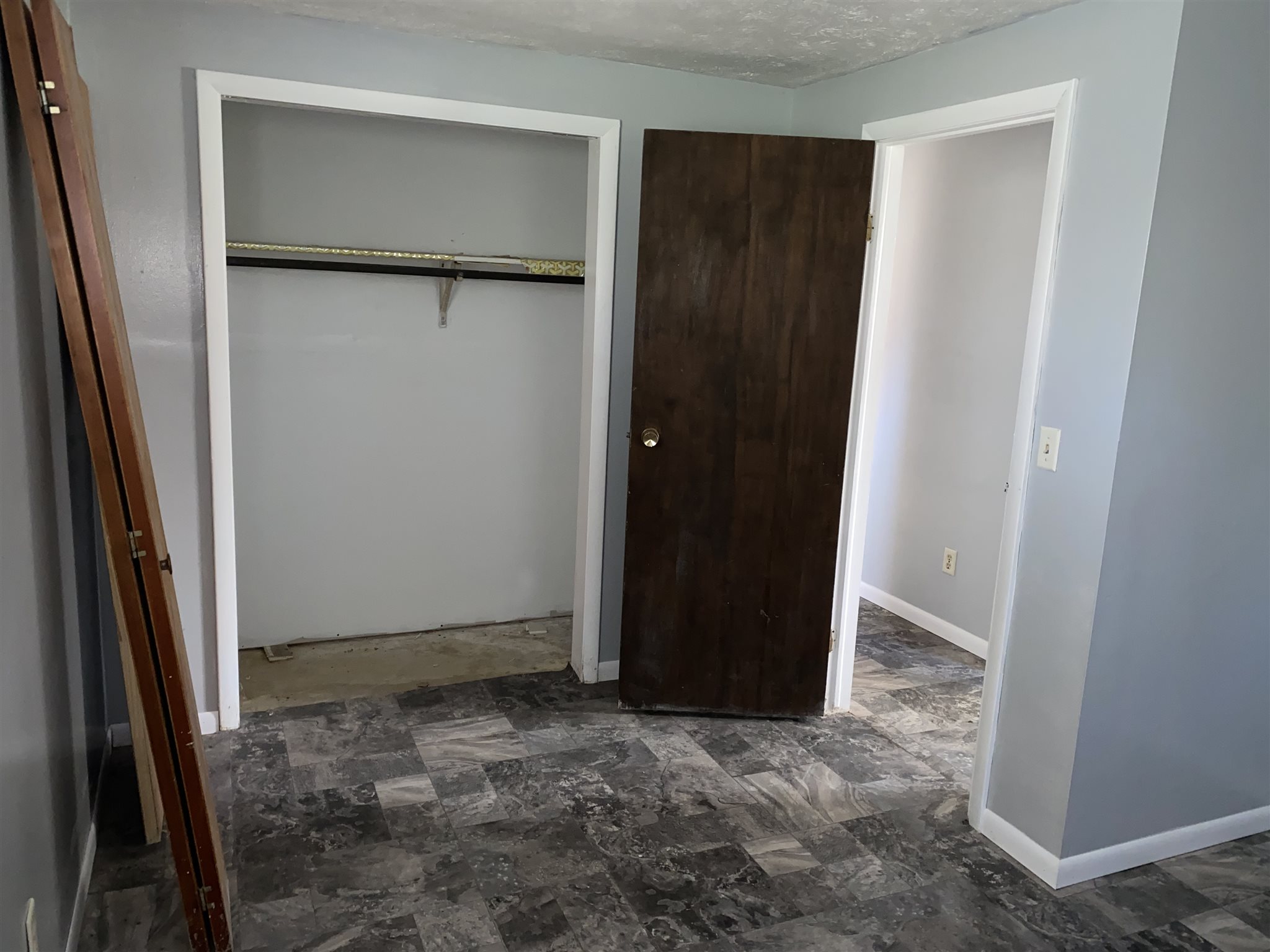 6207 York Road South Bend, IN 46614 - Photo 22 of 31 Gallery Image 22