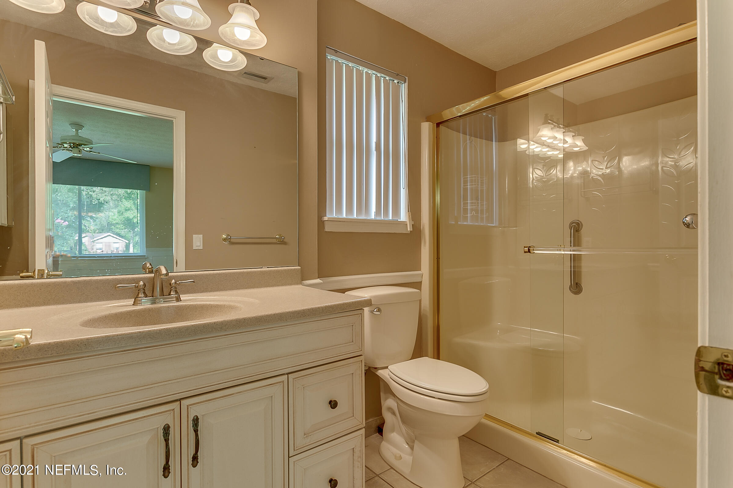 161 Wesley Road Green Cove Springs, FL 32043 - Photo 16 of 43 16-Owners-Bathroom