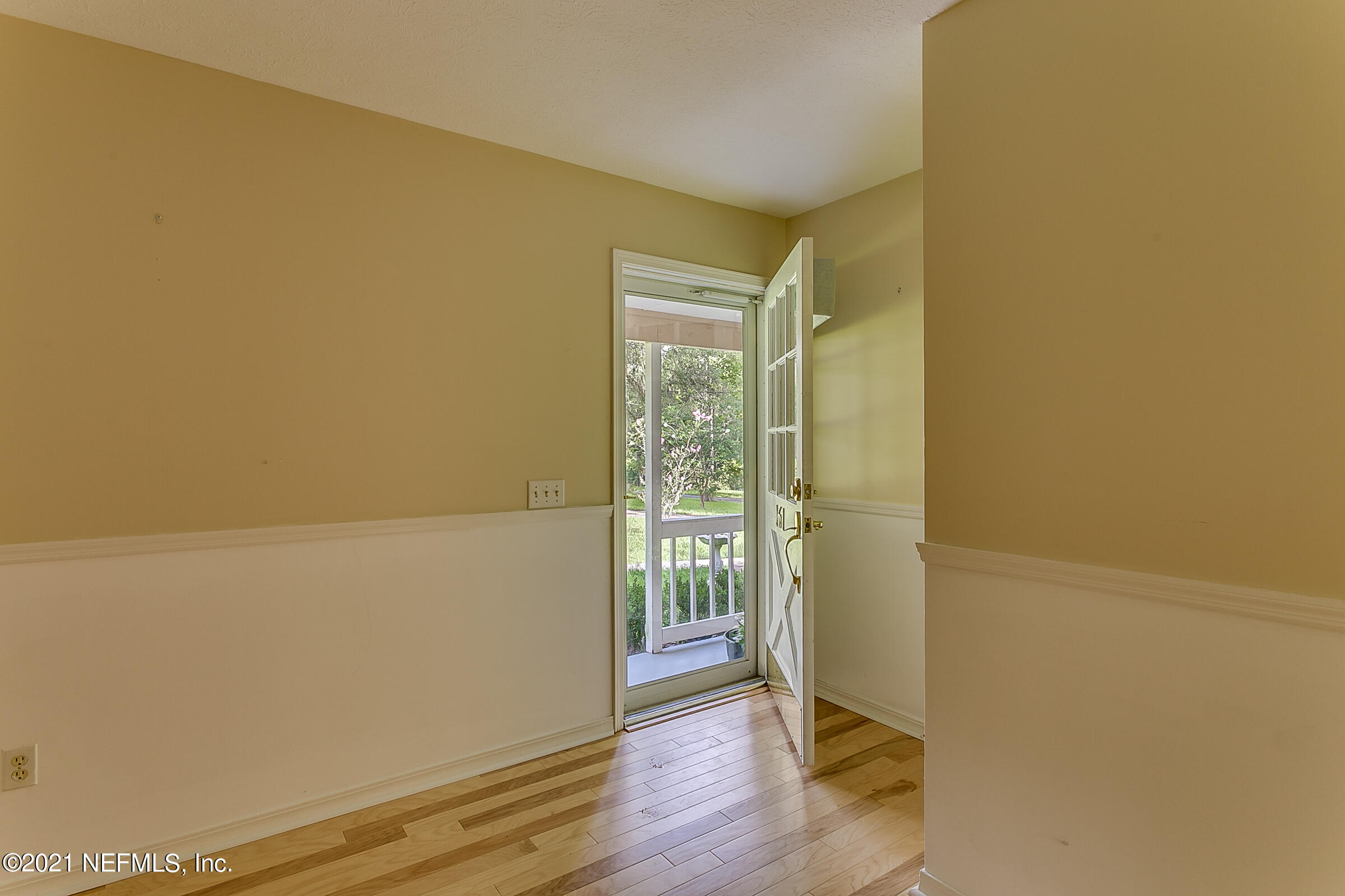 161 Wesley Road Green Cove Springs, FL 32043 - Photo 4 of 43 4-Entry-Foyer