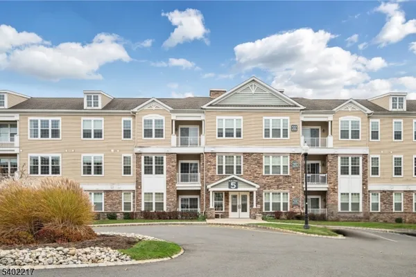 $450,000 | 5107 Veterans Drive, Wharton, NJ 07885
