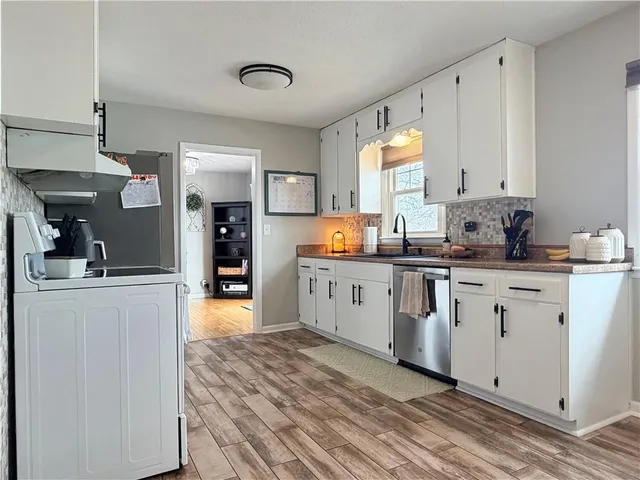 $199,900 | 414 Town And Country Lane, Trenton, MO 64683