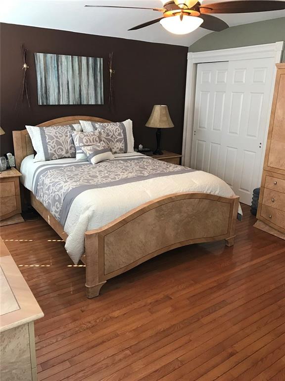 92 Savo Loop Staten Island, NY 10309 - Photo 24 of 44