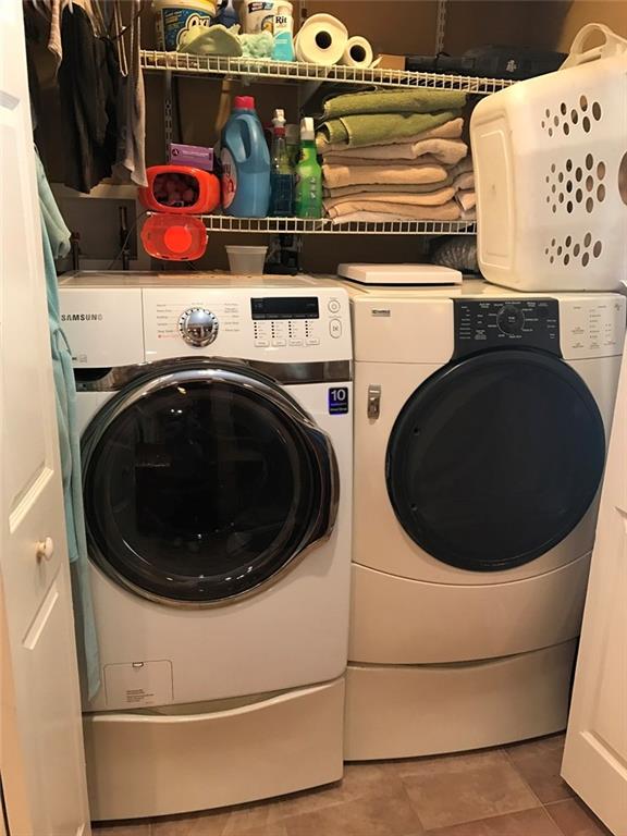 92 Savo Loop Staten Island, NY 10309 - Photo 30 of 44