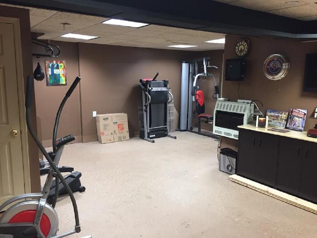 92 Savo Loop Staten Island, NY 10309 - Photo 39 of 44